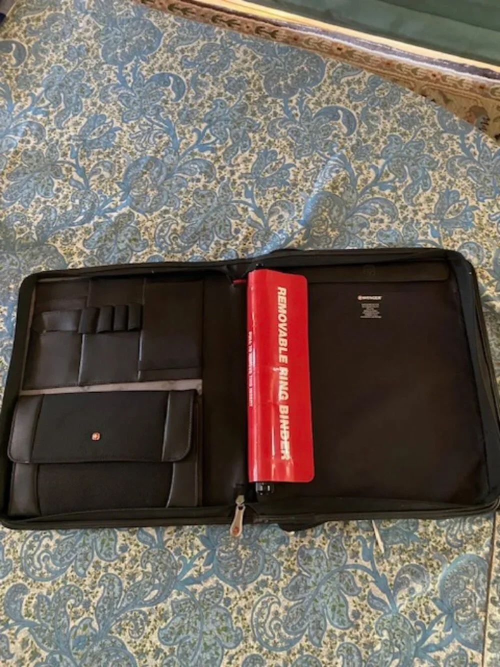 SwissGear Laptop Travel Bag/briefcase Perfect for Work and in VG shape